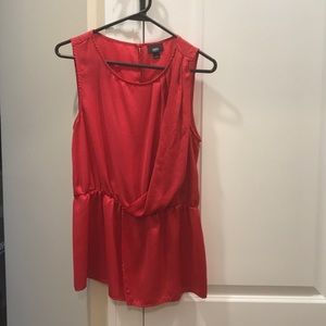 Women’s sleeveless blouse